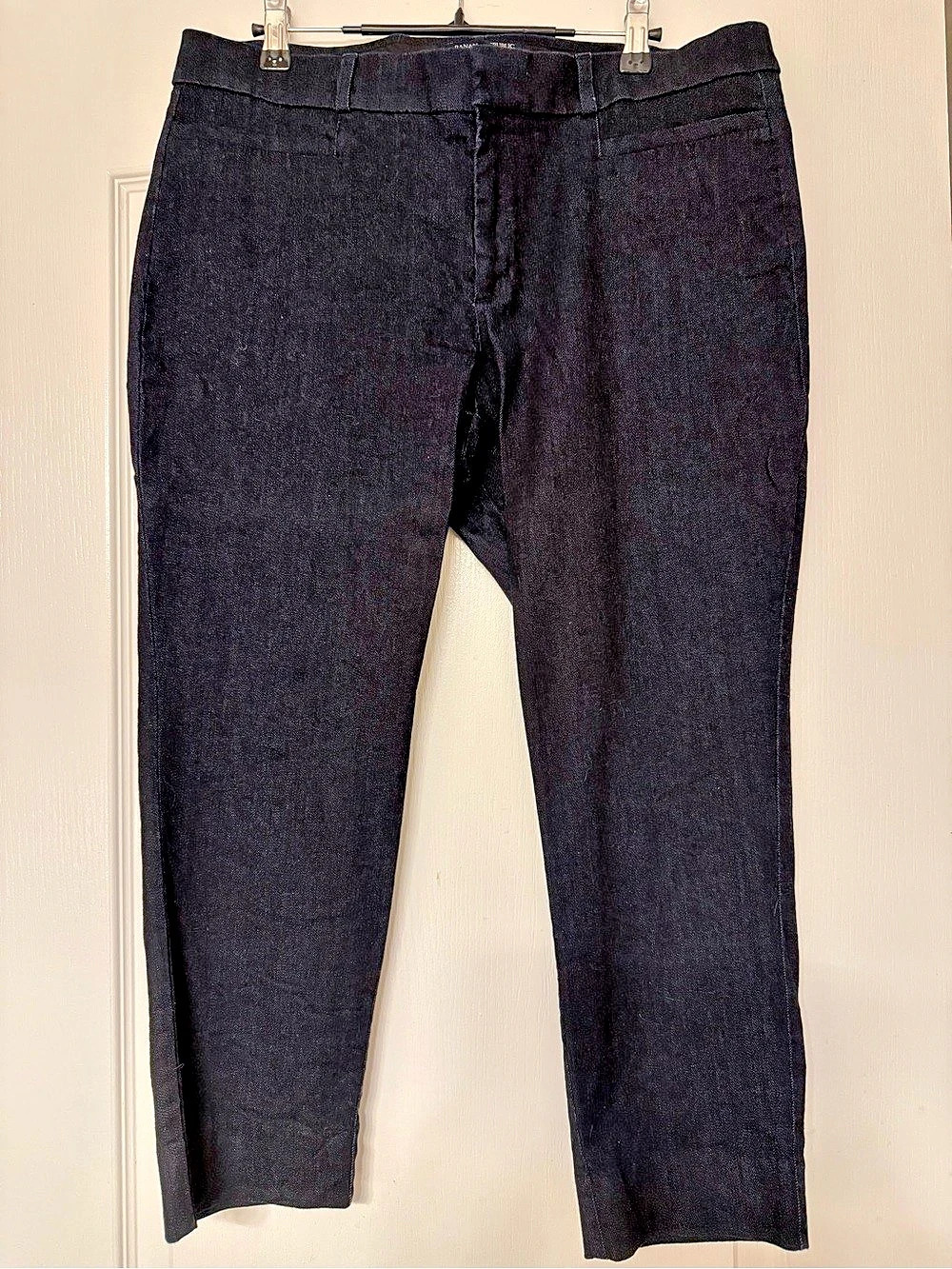 Banana Republic Sloan Crop Pants Dark Denim wash Size 12P Like New